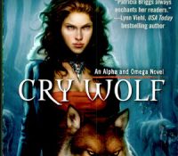 Joint Review: Cry Wolf by Patricia Briggs