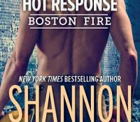 Guest Review: Hot Response by Shannon Stacey