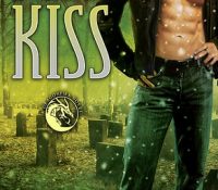 Throwback Thursday Guest Review: Darkfire Kiss by Deborah Cooke